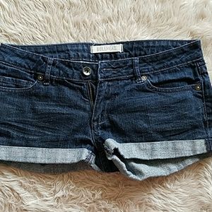 Bullhead denim shorts! Sz 3